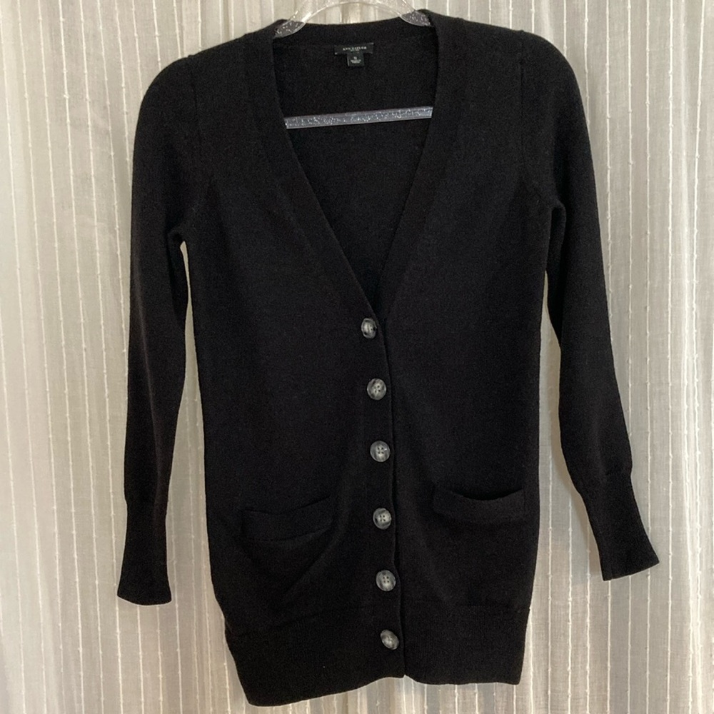 Ann Taylor Size: S 100% Merino Extra Fine Wool Black Button Down V Neck Cardigan